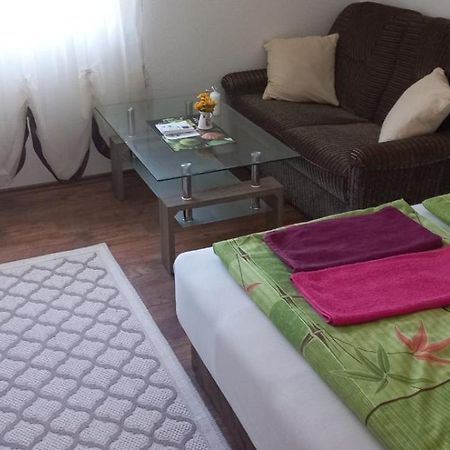 Omar & Una Apartmani بيهاتش المظهر الخارجي الصورة